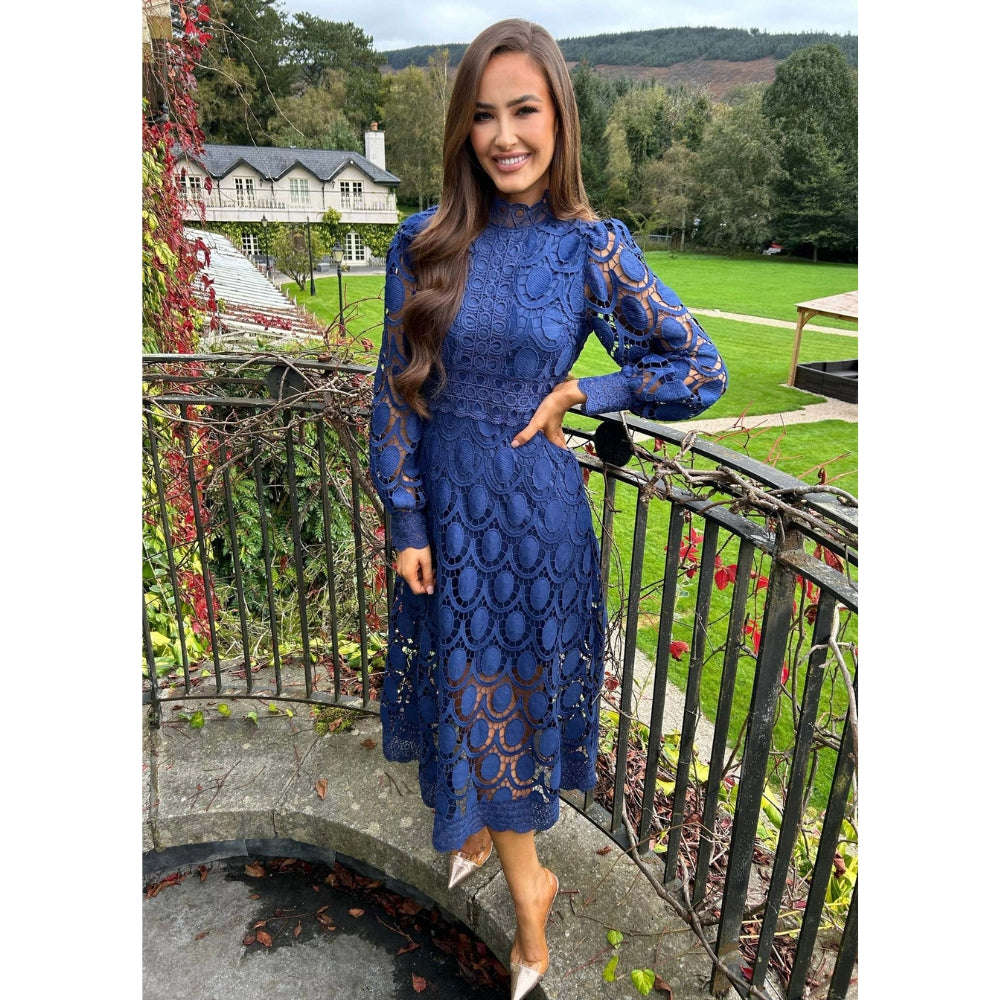 Lovia – Lace Midi Jurk