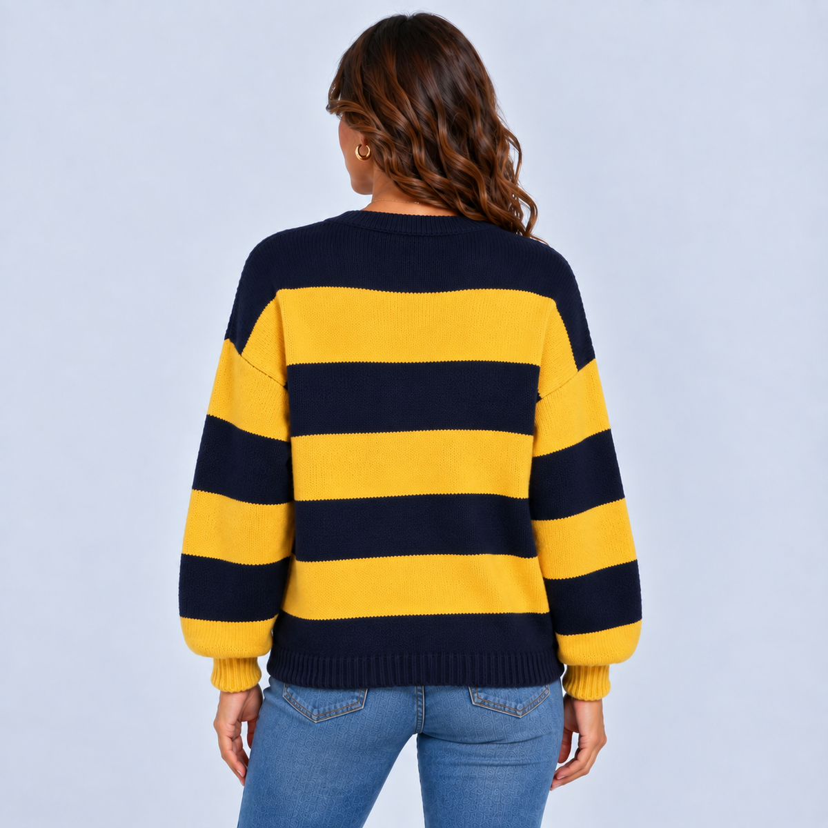 Esmee | Warme Gestreepte Trui – Knoopplacket en Oversized Pasvorm