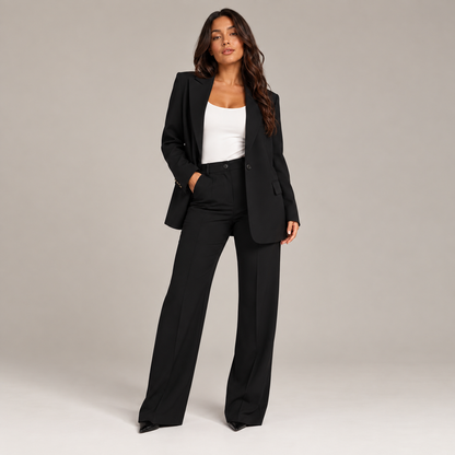 Eva | Damespak met Getailleerde Blazer – Reverskraag en Rechte Broek
