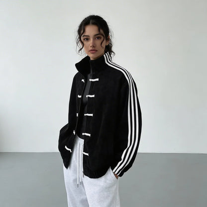 Femke | Dames Track Jacket Retro – Knoopsluiting met Lussen en Contrasterende Mouwstrepen