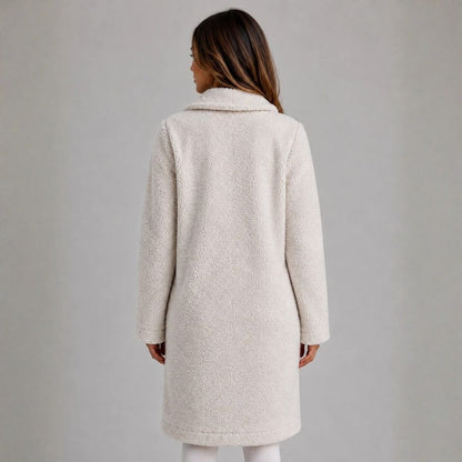 Fien | Lange Jas in Teddy Stijl – Reverskraag en Knoopsluiting