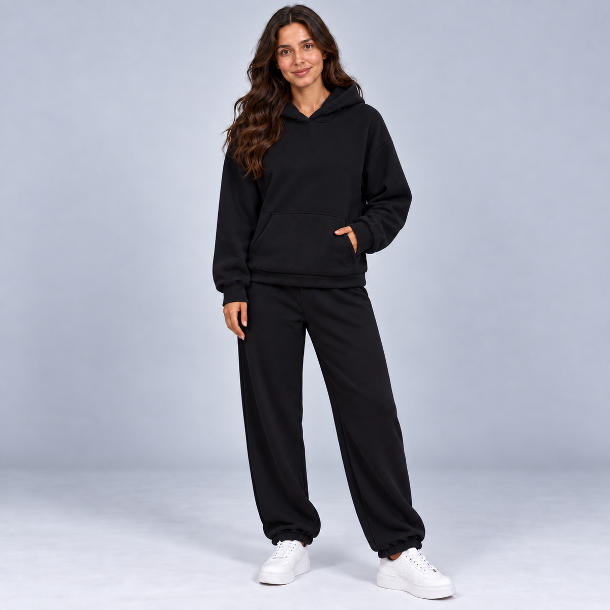 Isa | Dames Loungeset Oversized – Hoodie met Kangoeroezak en Joggingbroek met Trekkoord