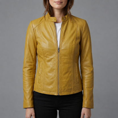 Kim | Cropped Jasje in Leerlook – Opstaande Kraag met Drukknoop en Figuurnaden