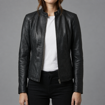 Kim | Cropped Jasje in Leerlook – Opstaande Kraag met Drukknoop en Figuurnaden