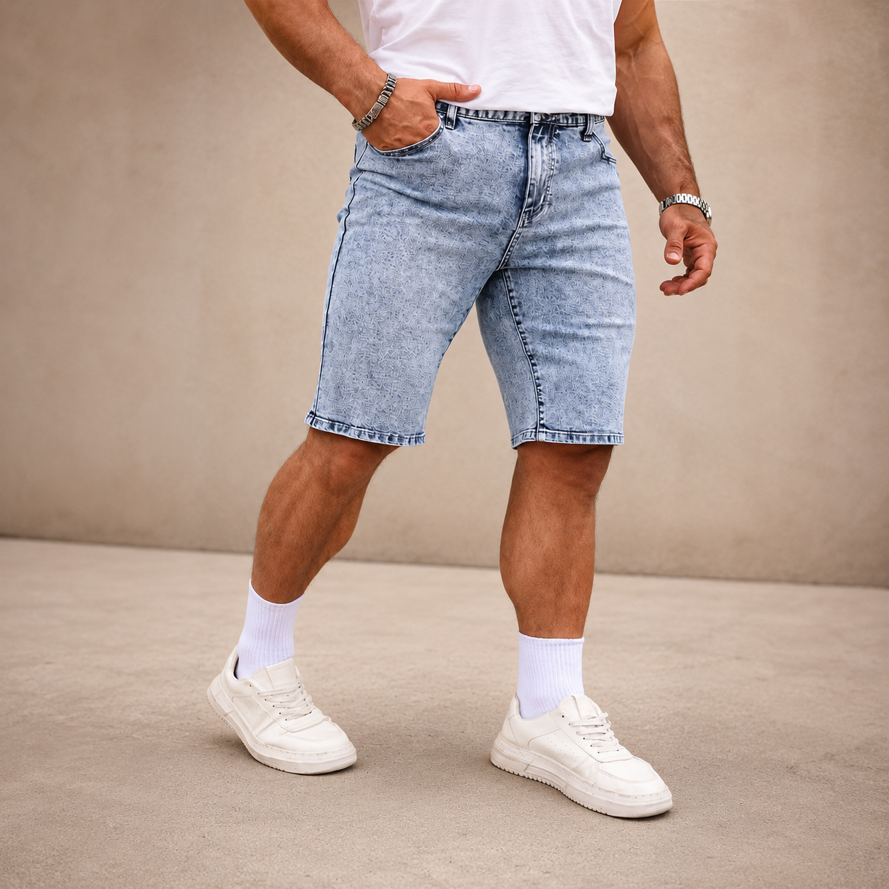 Lovia – Slim Fit Shorts