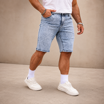 Lovia – Slim Fit Shorts