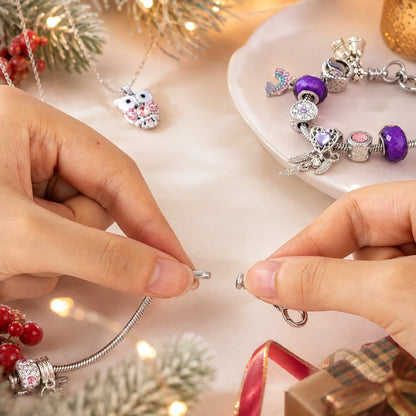 Lovia | DIY Bedelarmband Adventskalender 2026 – 24 Bedels en Sieraden Verrassingen
