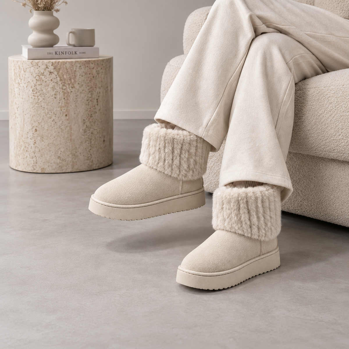 Luna | Dames Enkelboots Warm Gevoerd – Pluche Rand en Lichte Dikke Zool