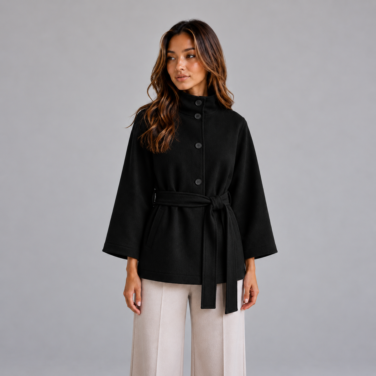 Sanne | Dames Capejas Elegant – Opstaande Kraag en Strikceintuur