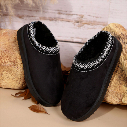 Lotte | Dames Pantoffels Plateau – Geborduurde Rand en Pluche Voering