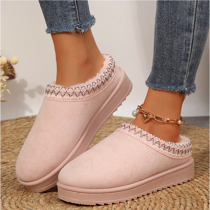 Lotte | Dames Pantoffels Plateau – Geborduurde Rand en Pluche Voering
