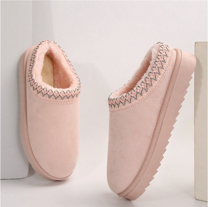 Lotte | Dames Pantoffels Plateau – Geborduurde Rand en Pluche Voering