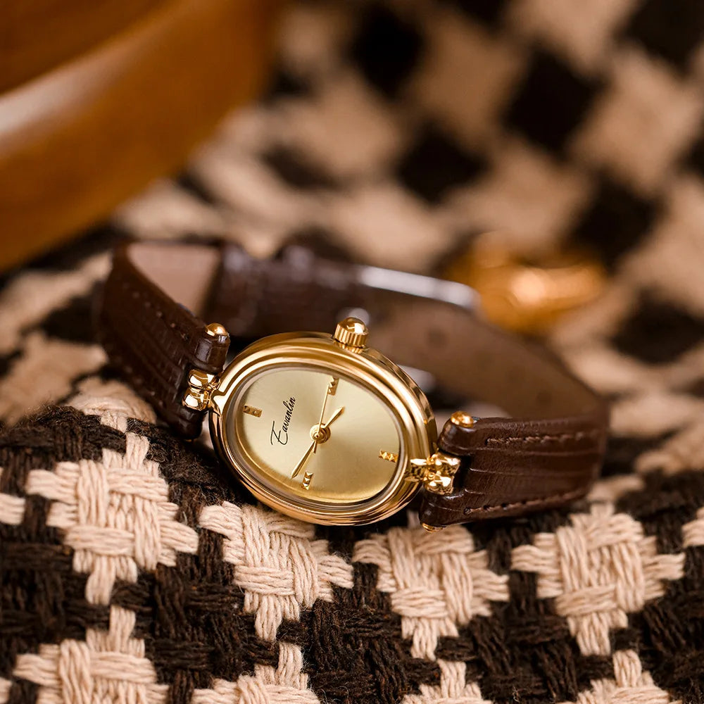 Stijlvolle Dames Gouden Horloge Met Klassieke Leren Band