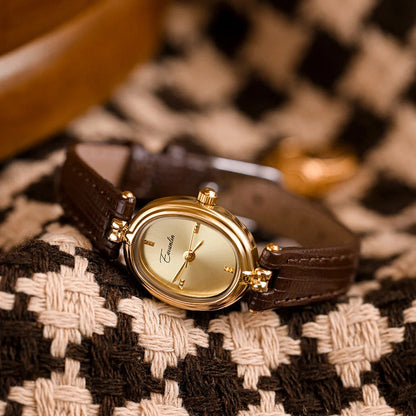 Stijlvolle Dames Gouden Horloge Met Klassieke Leren Band