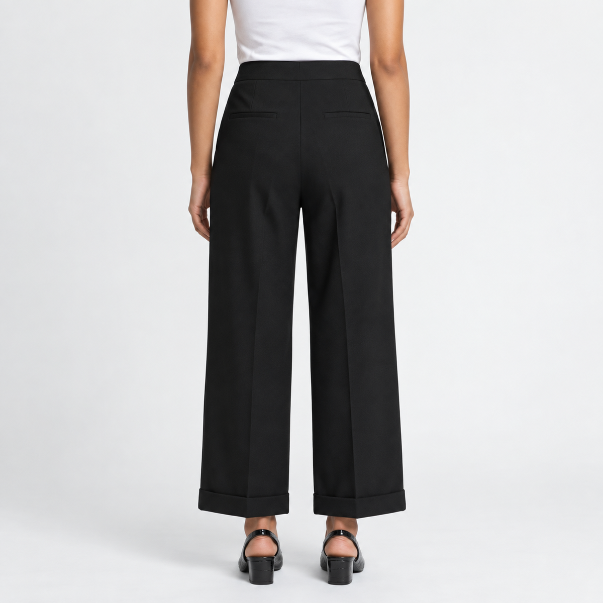 Victoria | Dames Wijde Broek Elegant – Hoge Taille met Knoopdetail