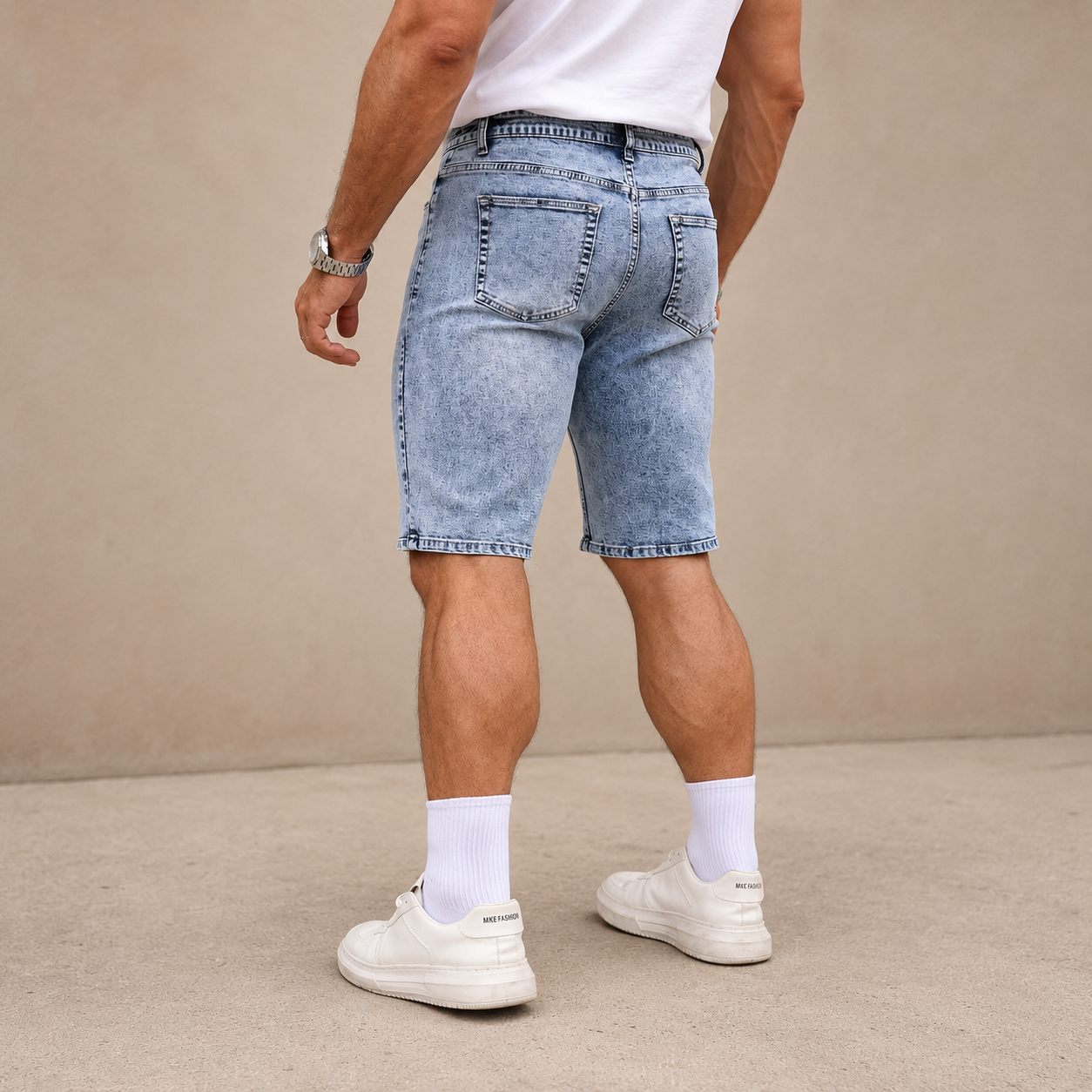 Lovia – Slim Fit Shorts