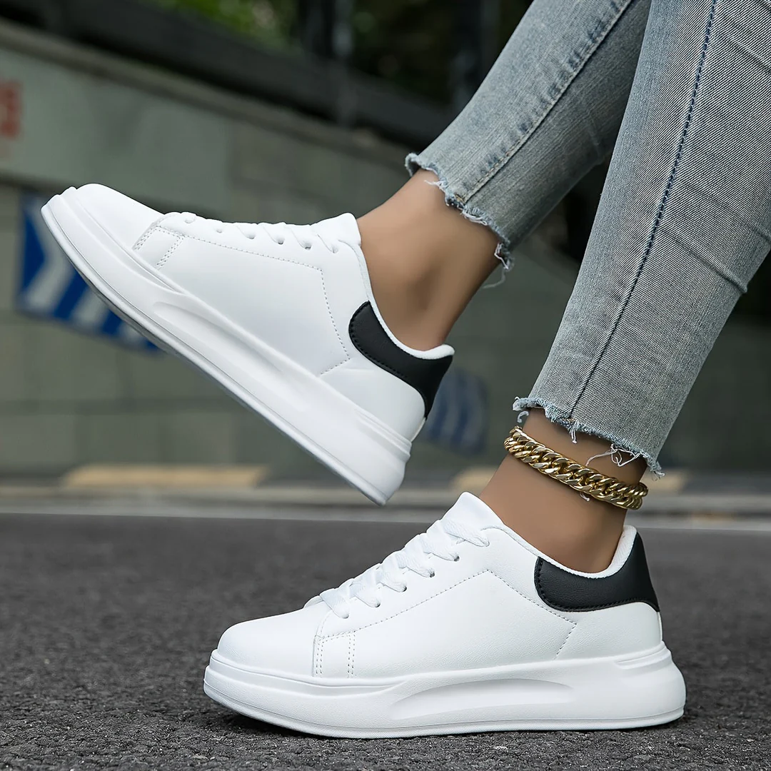 Lovia – Casual Sneakers