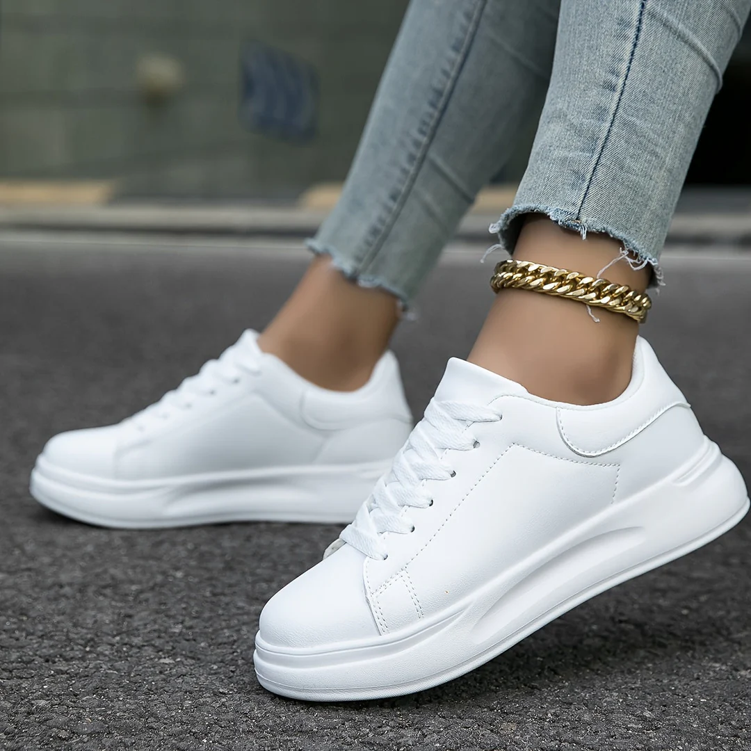 Lovia – Casual Sneakers